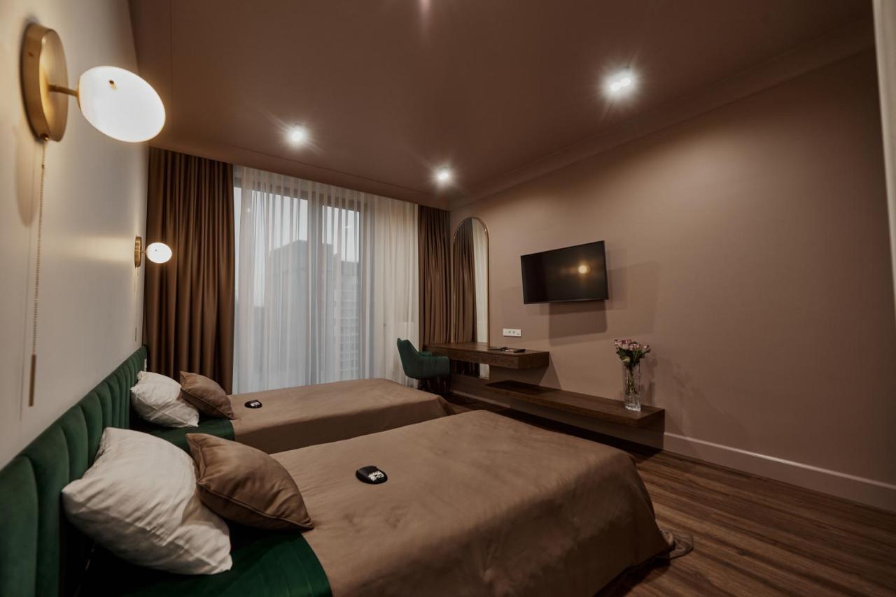 לבוב Kostjukowski Apartments Avalon מראה חיצוני תמונה