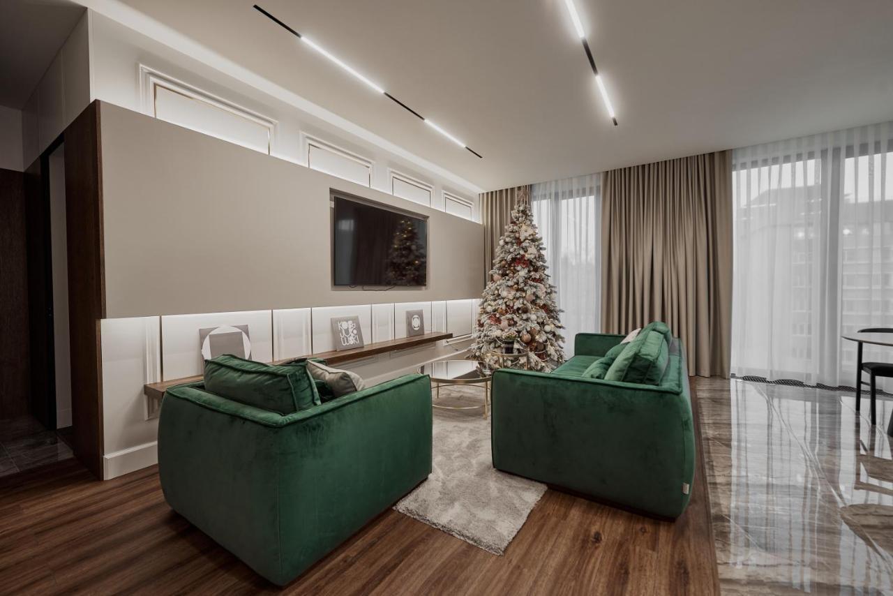 לבוב Kostjukowski Apartments Avalon מראה חיצוני תמונה